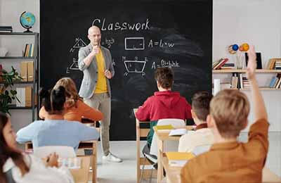 高中語(yǔ)文教育敘事